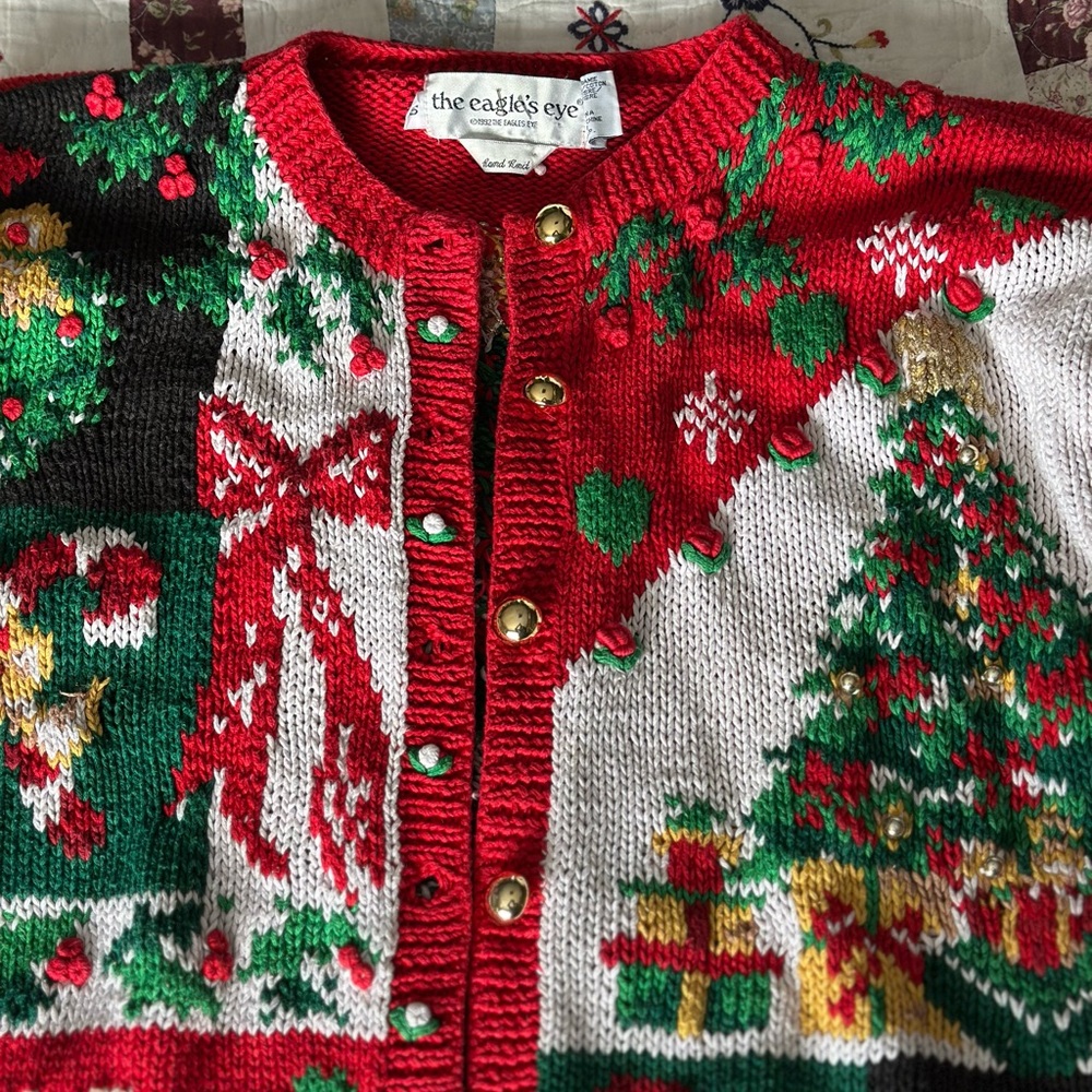 The Eagle's Eye Women's Red & Green Holiday Cardigan Sweater